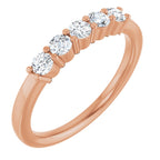 https://meteor.stullercloud.com/das/73466439?obj=metals&obj=stones/diamonds/g_center 5&obj=stones/diamonds/g_center 4&obj=stones/diamonds/g_center 3&obj=stones/diamonds/g_center 2&obj=stones/diamonds/g_center 1&obj=metals&obj.recipe=rose&wid=1200&hei=1200
