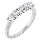 https://meteor.stullercloud.com/das/73469315?obj=metals&obj=stones/diamonds/g_center 5&obj=stones/diamonds/g_center 4&obj=stones/diamonds/g_center 3&obj=stones/diamonds/g_center 2&obj=stones/diamonds/g_center 1&obj=metals&obj.recipe=white&wid=1200&hei=1200