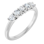 https://meteor.stullercloud.com/das/73469484?obj=metals&obj=stones/diamonds/g_center 5&obj=stones/diamonds/g_center 4&obj=stones/diamonds/g_center 3&obj=stones/diamonds/g_center 2&obj=stones/diamonds/g_center 1&obj=metals&obj.recipe=white&wid=1200&hei=1200