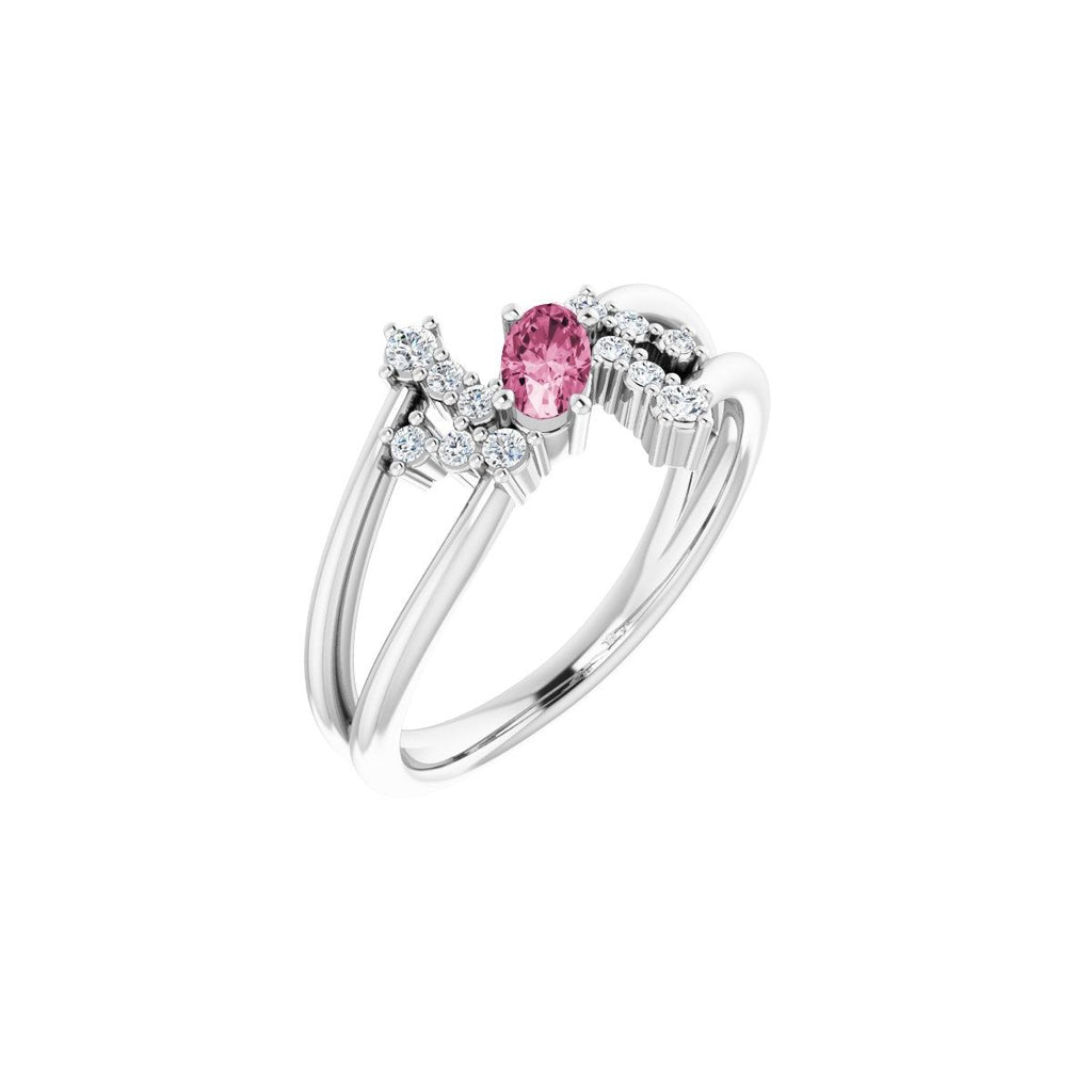 https://meteor.stullercloud.com/das/73472211?obj=metals&obj=stones/diamonds/g_accent&obj=stones/faceted/g_center&obj.colorRef=77&obj.curves=0,0.69,94.97,148.145,214.255,255&obj.curves.r=0,0.10,0.87,100.154,192.255,255&obj.curves.g=0,0.70,37.100,65.150,133.255,255&obj.curves.b=0,0.61,42.129,122.255,255&obj=metals&obj.recipe=white&wid=1200&hei=1200