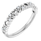 https://meteor.stullercloud.com/das/73474046?obj=metals&obj=stones/diamonds/g_accent&obj=metals&obj.recipe=white&wid=1200&hei=1200