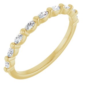 https://meteor.stullercloud.com/das/73474267?obj=stones/diamonds/g_Accent&obj=metals&obj=metals&obj.recipe=yellow&$standard$
