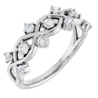 https://meteor.stullercloud.com/das/73474272?obj=metals&obj=stones/diamonds/g_accent 2&obj=stones/diamonds/g_accent 1&obj=metals&obj.recipe=white&wid=1200&hei=1200