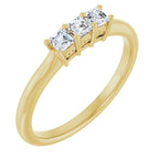 https://meteor.stullercloud.com/das/73482159?obj=metals&obj=stones/diamonds/g_center 3&obj=stones/diamonds/g_center 2&obj=stones/diamonds/g_center 1&obj=metals&obj.recipe=yellow&wid=1200&hei=1200