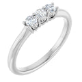 https://meteor.stullercloud.com/das/73482365?obj=metals&obj=stones/diamonds/g_center 3&obj=stones/diamonds/g_center 2&obj=stones/diamonds/g_center 1&obj=metals&obj.recipe=white&wid=1200&hei=1200