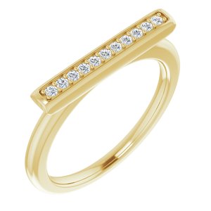 https://meteor.stullercloud.com/das/73566850?obj=metals&obj=stones/diamonds/g_accent&obj=metals&obj.recipe=yellow&$standard$