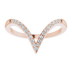 Accented V Ring