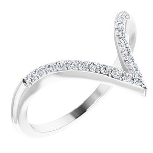 https://meteor.stullercloud.com/das/73572842?obj=stones/diamonds/g_Accent&obj=metals&obj=metals&obj.recipe=white&$standard$