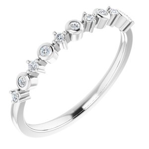 https://meteor.stullercloud.com/das/73572986?obj=metals&obj=stones/diamonds/g_accent 2&obj=stones/diamonds/g_accent 1&obj=metals&obj.recipe=white&$standard$