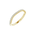 https://meteor.stullercloud.com/das/73604602?obj=stones/diamonds/g_Band&obj=metals&obj=metals&obj.recipe=yellow&wid=1200&hei=1200