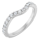 https://meteor.stullercloud.com/das/73617637?obj=stones/diamonds/g_Band&obj=metals&obj=metals&obj.recipe=white&wid=1200&hei=1200