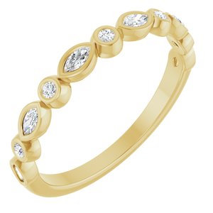 https://meteor.stullercloud.com/das/73655367?obj=stones/diamonds/g_Accent2&obj=stones/diamonds/g_Accent1&obj=metals&obj=metals&obj.recipe=yellow&$standard$