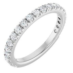 https://meteor.stullercloud.com/das/73669743?obj=stones/diamonds/g_Accent&obj=metals&obj=metals&obj.recipe=white&$standard$