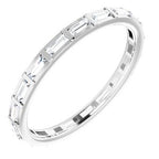 https://meteor.stullercloud.com/das/73677462?obj=metals&obj=stones/diamonds/g_accent&obj=metals&obj.recipe=white&$standard$