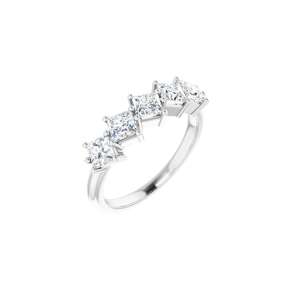 https://meteor.stullercloud.com/das/73684334?obj=stones/diamonds/g_Accent&obj=metals&obj=metals&obj.recipe=white&wid=1200&hei=1200