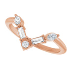Accented V Ring